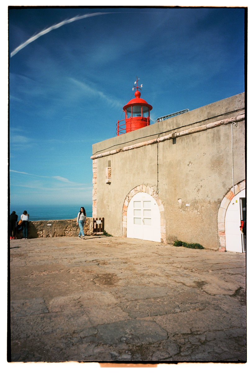 L30amaya's tweet photo. Nazaré en analógico ❤️🇵🇹 https://t.co/vDSlR0efMx