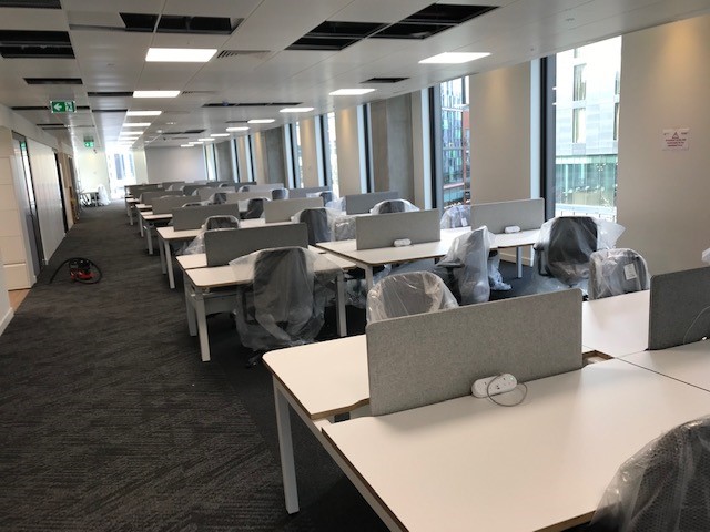 JBriggsRemovals's tweet image. Thinking about an #officemove, or #companyrelocation? From crate hire, specialist storage, professional packing &amp;amp; wrapping, to transportation, assembly of office furniture, archiving &amp;amp; secure shredding - we've got it covered  #removals #storage