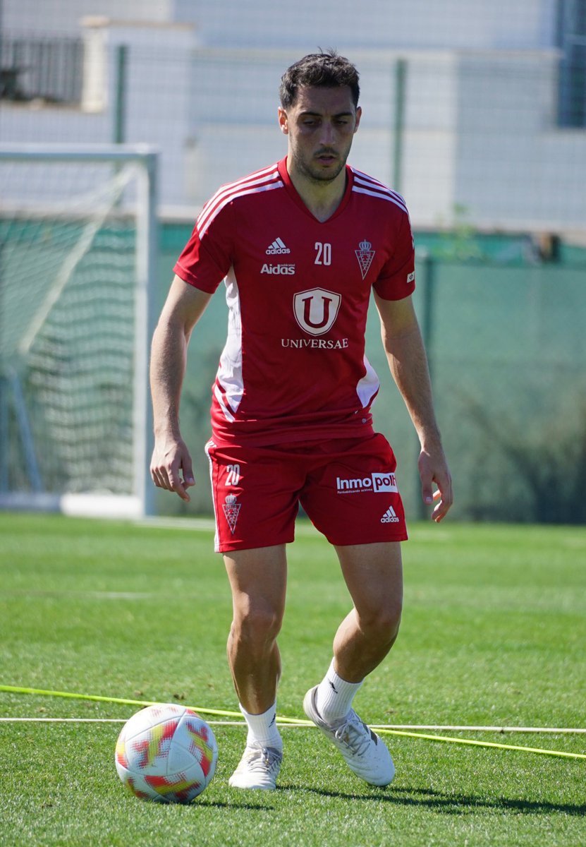 ENTRENAMIENTO | 💪 <a href="/SergioAguza/">sergio5aguza</a> 
#RealMurciaLaNucía