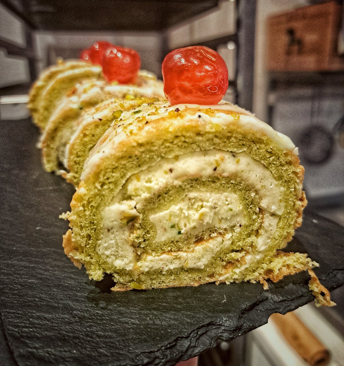FlourlessBaker's tweet photo. #StPatricksDay 
Almond Swiss Roll with Pistachio Buttercream @MerrionTree
#RecipeOfTheDay #cakes #bake https://t.co/2eUypzE5Lt