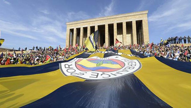 ErdaI1907's tweet photo. Her şeyi geç
Şu takımın taraftarı olup
iki ayyaş diyeni desteklersen
Hassssiktir ordan derler
Boşuna demiyoruz 
Hem akpli hem Fenerbahçeli olunmaz https://t.co/Fd8aXaHgoF