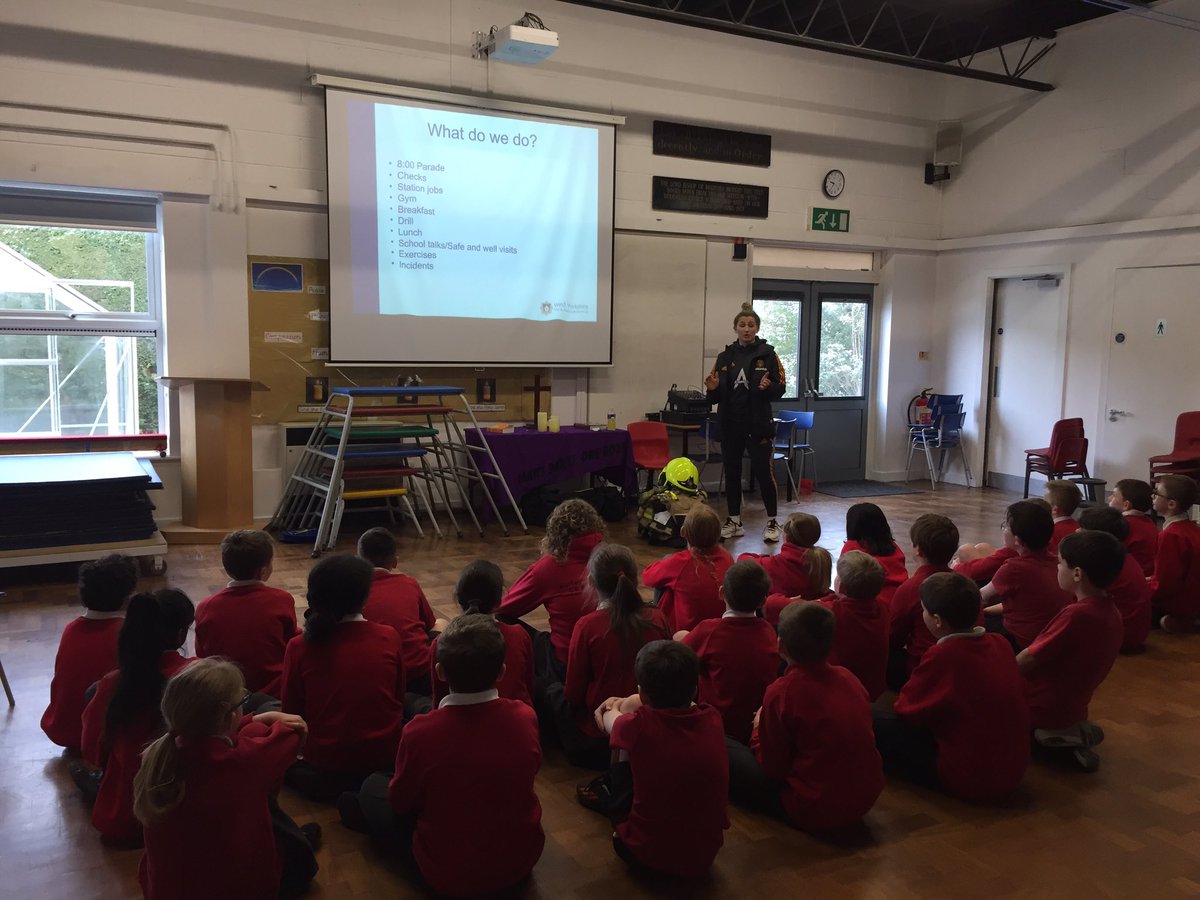 Burleywoodheadp's tweet photo. Danielle from West Yorkshire Fire Service inspiring Y5 and teaching them about what it takes to be a fire fighter #aspirationweek https://t.co/eW4ofihcvC