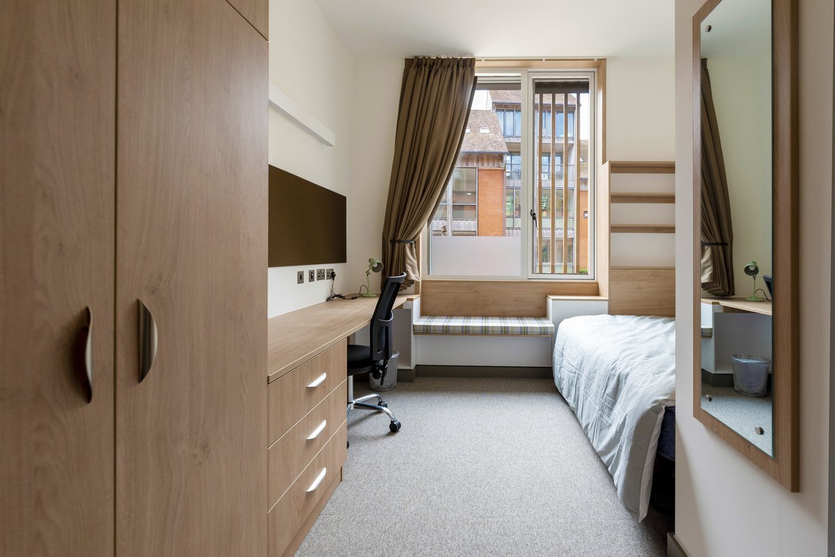 SDCBuilders's tweet photo. Lucy Cavendish College's student accommodation building received commendations for 'The David Mackay Award for Engineering and Sustainability' and 'Best New Building over £2m' at the @CFCICambridge awards. SDC also received a commendation for 'The Craftmanship Award'. https://t.co/E0iunQUWRk