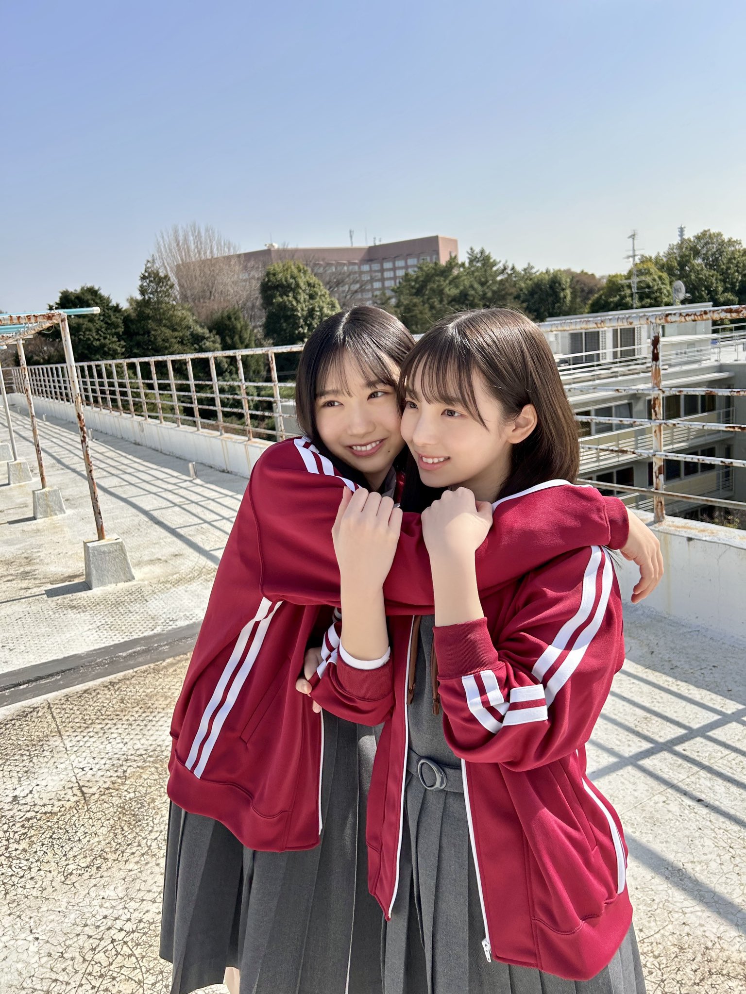 渡辺莉奈　アップトゥボーイ アップトゥボーイがお送りする10代のアイドル・女優特集ムック誌『UteenB』の第二号が刊行決定㊗️  今回表紙＆巻頭を飾るのは日向坂46・四期生の #藤嶌果歩 さん× #渡辺莉奈 さん✨ ボリューム満点の超美麗グラビア、ご期待ください ...