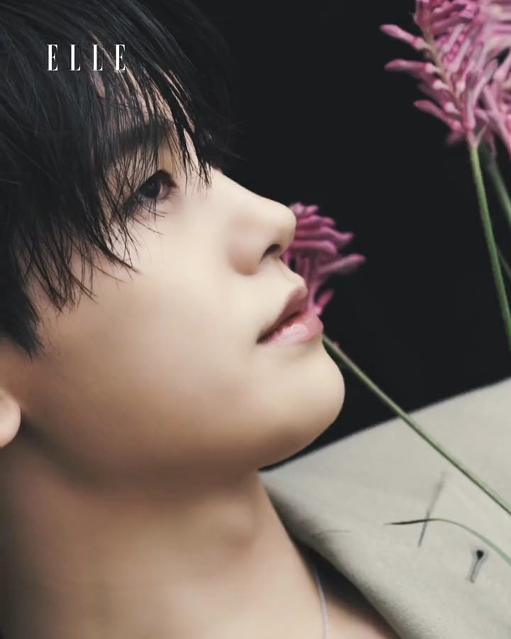 phs_archives's tweet photo. Park Hyungsik as the cover star for ELLE Men Singapore Issue 04 https://t.co/WPNudE4D45