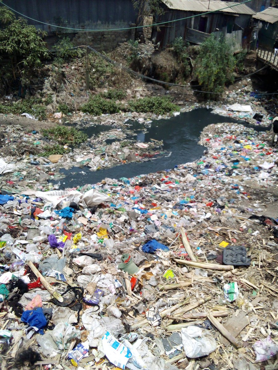 SAMANTH50018105's tweet photo. Sanitation in Mukuru Kwa Reuben is devastating....This is Nairobi river ,waterborne diseases are rampant in this place 🥺🥺#water and sanitation in Mukuru Kwa Reuben is devastating.... https://t.co/yVdxX7Kmzu