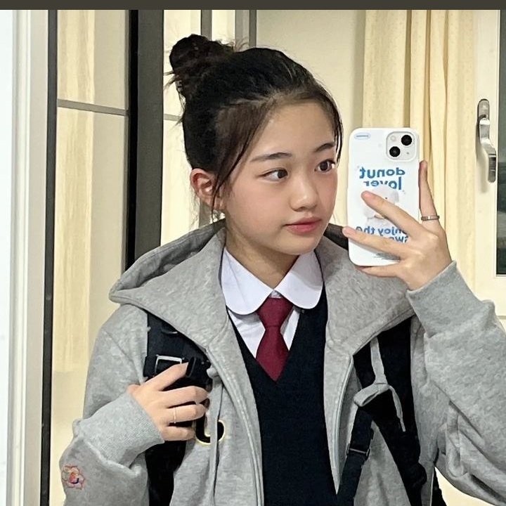 [ SMNGG 23 ] updates!!!!!!

-according to op na Haeun is confirmed to be debut as smngg 23

- look like she going to be center of group 

#nahaeun #smngg #smtrainee #smrookies #SMNGG_SHOWCASE 

#SMNGG_SHOWCASE