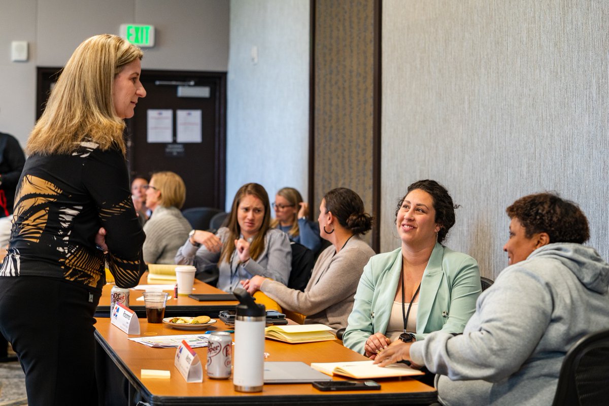 WeCOACH's tweet photo. Join the team that’s making a difference for coaches today &amp; in the future!

#WeCOACH is a nonprofit membership organization dedicated to recruiting, advancing, and retaining women coaches in all sports &amp; levels through professional growth &amp; leadership development programs. https://t.co/ITBYzjlBxx
