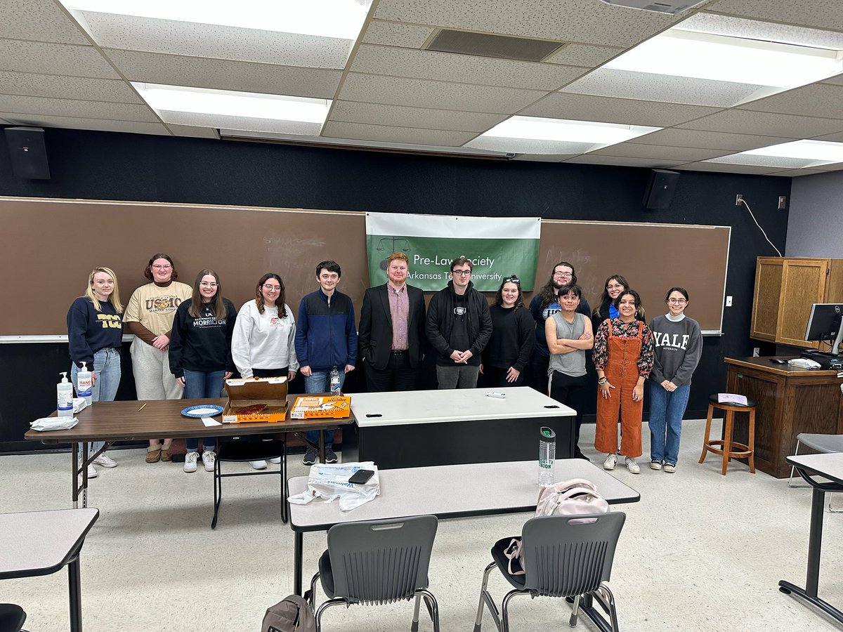 ATUPreLaw's tweet photo. Thanks to Reid Wheeler for coming out and speaking to our Pre-Law Society!!! https://t.co/rg1jijWpZh