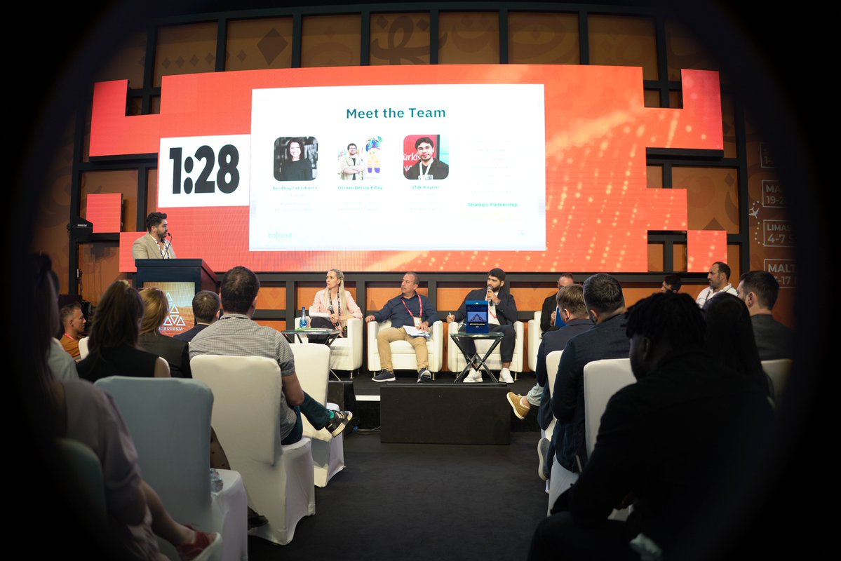 coinoxs's tweet photo. We believe in Blockchain! We support the Web 3 ecosystem with all our strength.

We have attended Dubai @AIBCsummit, let's see what happened so far and let us explain;

Who are we and what have we done 👇🏻🧵 https://t.co/71oDJ1E0rl