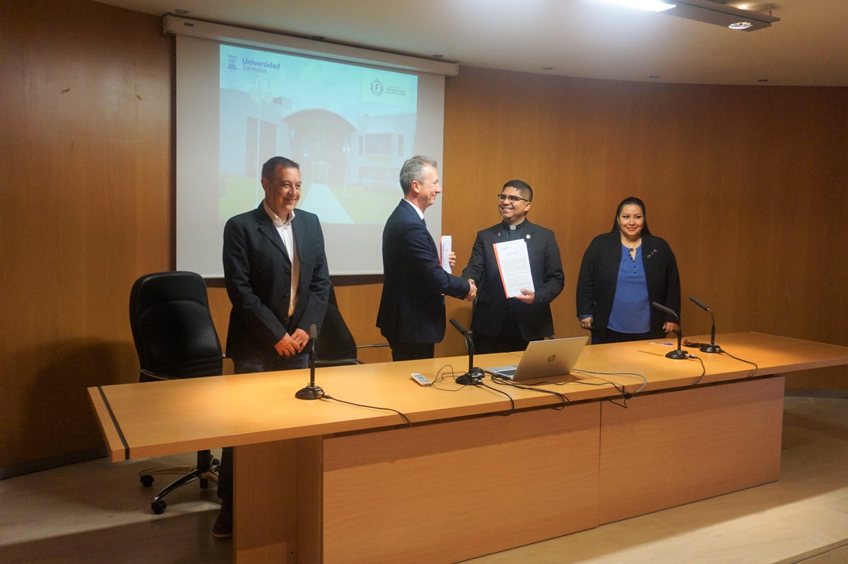 Campus de Teruel (@teruelcampus) on Twitter photo La UZ y la Fundación Universitaria de Popayán (Colombia), han firmado un convenio para la movilidad entre ambas universidades, tanto para estudiantes, pero también para PDI o PAS.
<a href="/unizar/">Universidad Zaragoza</a>.es La UZ y la Fundación Universitaria de Popayán (Colombia), han firmado un convenio para la movilidad entre ambas universidades, tanto para estudiantes, pero también para PDI o PAS.
<a href="/unizar/">Universidad Zaragoza</a>.es