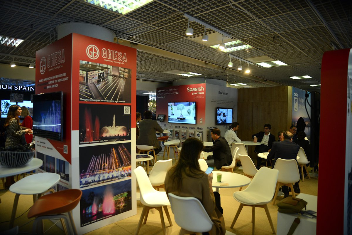 Gesvalt's tweet photo. ¡Muy poquito ya para que empiece!
Estamos en #Cannes en el segundo día de la principal feria internacional para la inversión y el desarrollo #inmobiliario
Puedes seguir lo más destacado de las ponencias con el hashtag #SpanishConference #MIPIM
@MIPIMWorld https://t.co/qxKUfyu1fx