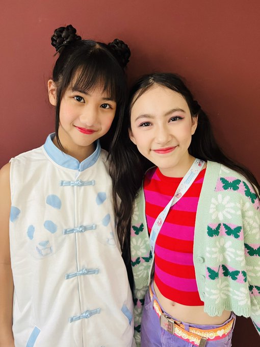 Twitterのコスプレ画像16