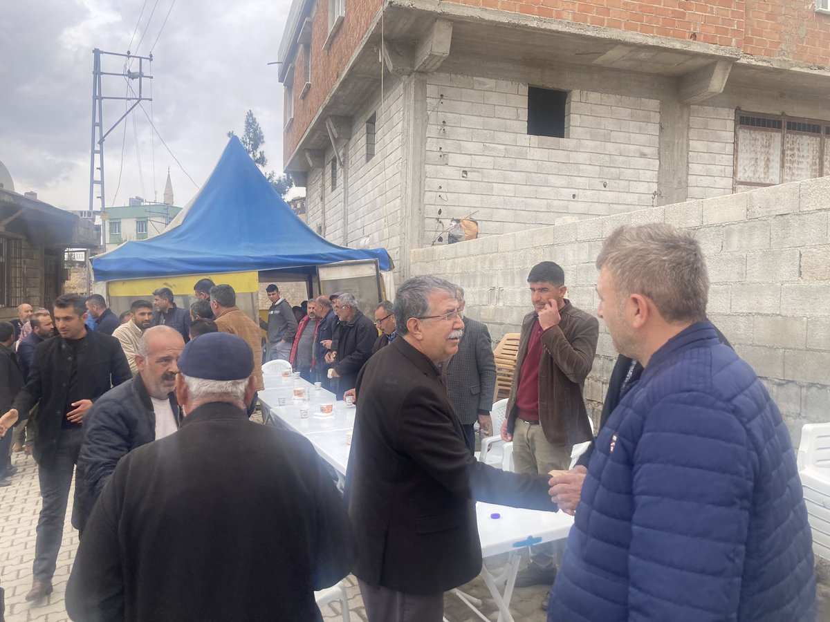 İl Başkanımız Mustafa Yavuz Yedilioğlu ve İl yönetim kurulu üyelerimizin katılımıyla

📍Musabeyli ilçemizi ziyaret ettik. 

Deprem felaketi dolayısıyla evleri yıkılan ￼ağır hasar alan vatandaşlarımızı ziyaret ettik.
 
Taziye ziyaretlerinde bulunduk.