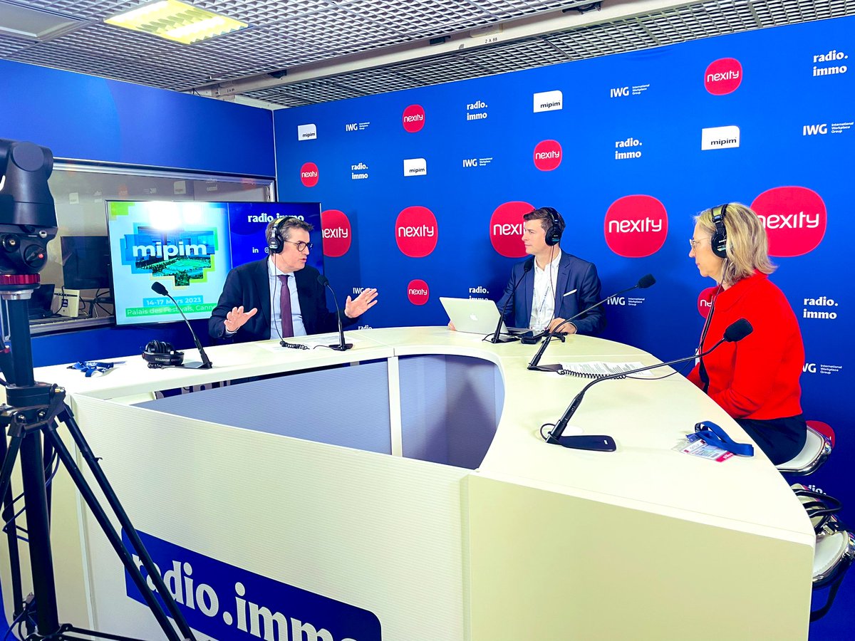 LinkCity's tweet photo. [🔴 live] Laurent Mourey, directeur général de linkcity et @ChristineGrezes , directrice RSE et innovation de #linkcity sur @radioimmo 🔊 Linkcity pense la ville comme un bien commun et trouve des solutions immobilières et environnementales aux défis territoriaux. @MIPIMWorld https://t.co/ApdL4CYHk9