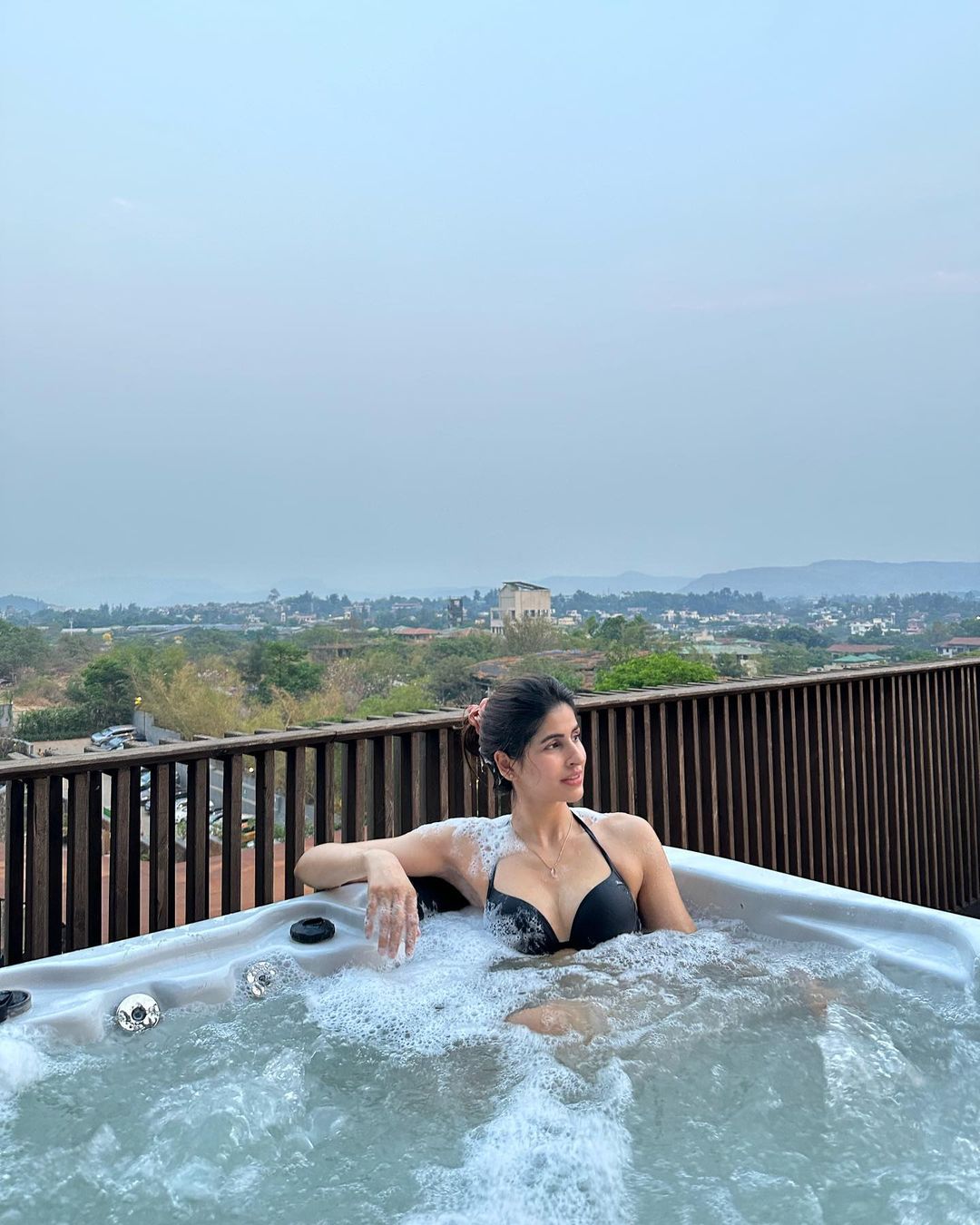 FrQcj9HacAMlAjT?format=jpg&name=large