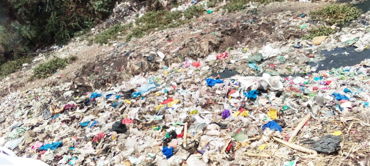 Jackie39775958's tweet photo. @SakajaJohnson Do something at the Mukuru kwa Ruben about the drainage being blocked. The sewaline also needs some working on as the rainy season is approaching.
#MukuruSPA
#Mukuruspeoplemanifesto
@RubenCentre https://t.co/FDuFaRIHhz