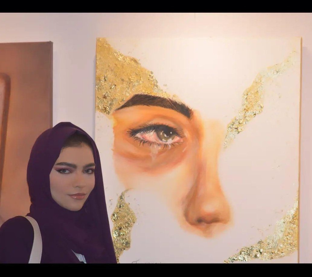 RemazTu's tweet photo. مشاركتي في معرض لوحة لم تكتمل @ArtDose_group 
في جمعية الثقافة و الفنون
بحضور أ. محمد آل صبيح 
، د. صالح الشادي و د.طلال ادهم ونخبة من رجال الأعمال
وتم تكريمنا بالجمعية بحضور د.مها رضوي و الفنان الاستاذ ضياء عزيز. ✨
شكرا لجميع من نورنا وشكرا للمصورين 🙏🏻 #جدة_الأن https://t.co/rSz935kyZ3