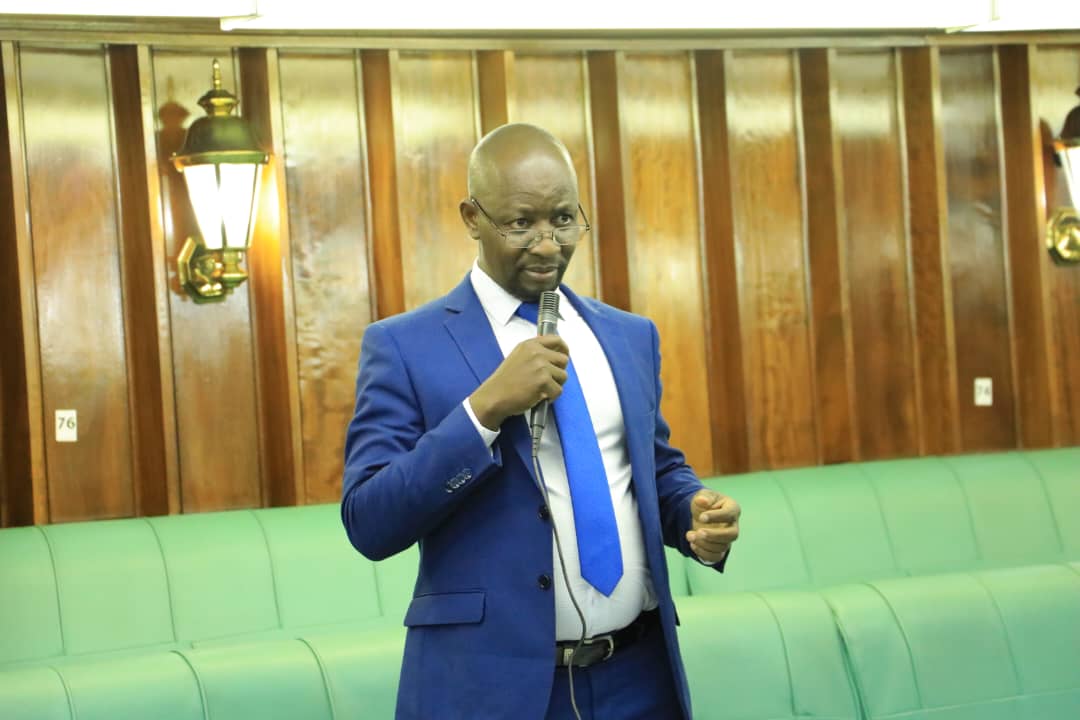 DailyMonitor's tweet photo. MP Ssemujju Nganda: "Madam Speaker, yesterday the leader of govt business was missing, even today she's missing. I want to find out if she has already been arrested because she took 3000 iron sheets or if she is writing a statement at police. . ."

#MonitorUpdates via @pwatchug https://t.co/REavQ45nac