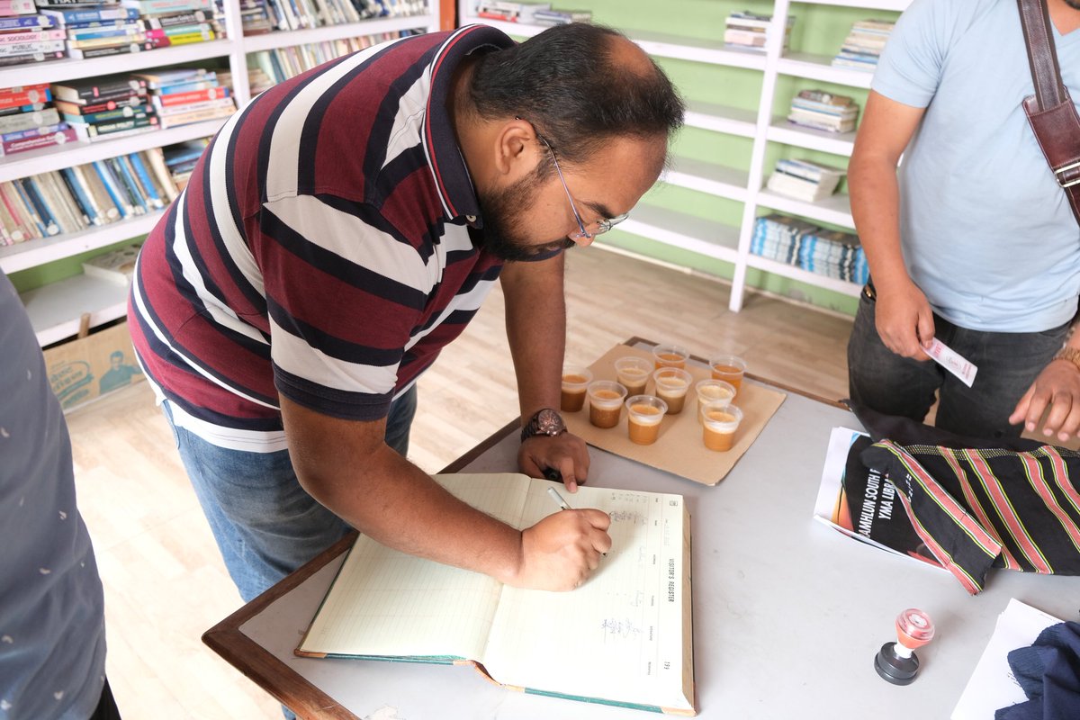 RamhlunYma's tweet photo. Kan mikhual hi Ramhlun South Branch YMA hmingin Branch O.B remchangte bakah Library Sub-Committee ten lo dawngsawngin kan hmalakna te lo hrilhfiah a nih bakah kan harsatna te lo thlen nghal a ni a, hmasawnna tur kawng tam tak min sawipui nghala, a phurawm hle. 
@MrDiptendu
#rrrlf https://t.co/611F4e5iOw