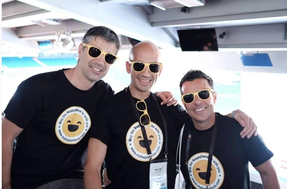 MyHappyForce's tweet photo. Tenemos un plan ¡Y queremos compartirlo! 😀 
Un plan que nace con el objetivo de ser un puente entre las organizaciones y los ODS.
El "Plan Happyforce Impacto Positivo (PHIP)" es un proyecto que nace con el objetivo de ser un puente entre las organizaciones y los ODS. https://t.co/ZJM5cjJgPU
