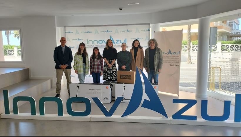 IBYDAazul's tweet photo. Julia Vega, la investigadora predoctoral del IBYDA, premiada por Innovazul

https://t.co/bNBB2Kmdik https://t.co/hgzAp3LWll