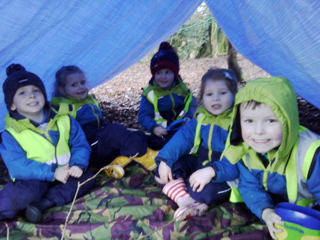 stm_elcc's tweet photo. It's been a great week for going to the forest. Rain and snow make the best #muddypuddles. #outdoorlearning #forestkindergarten #scottishweather https://t.co/EkDZN8myFh