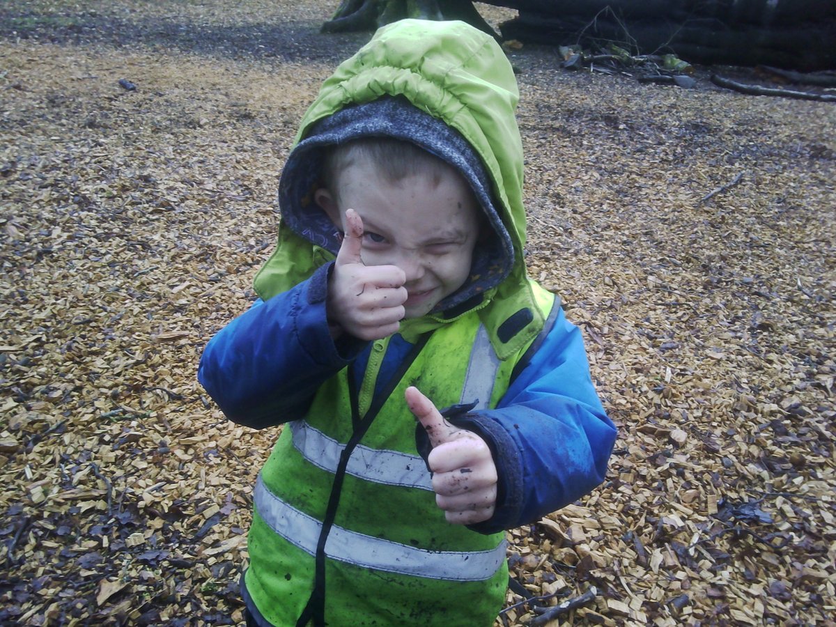 stm_elcc's tweet photo. It's been a great week for going to the forest. Rain and snow make the best #muddypuddles. #outdoorlearning #forestkindergarten #scottishweather https://t.co/EkDZN8myFh