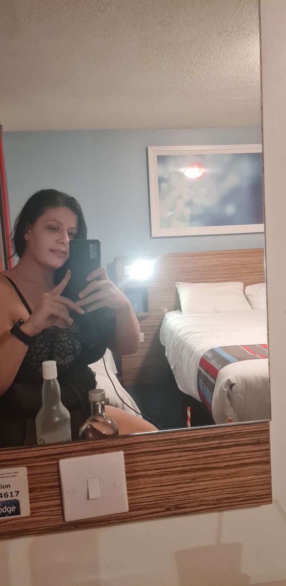 cheekynix1's tweet photo. How is everyone let's chat ☺️
#Sellers #littlesluts #onlyfanslatinas https://t.co/wHFiMkuVoT