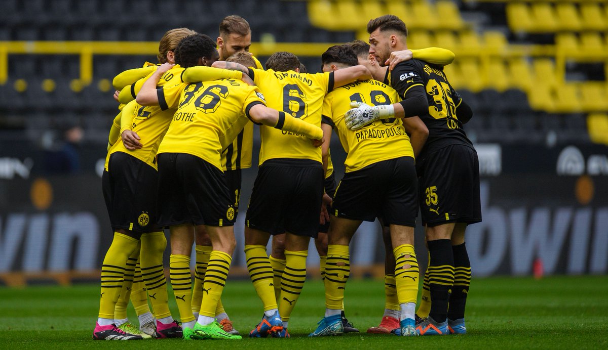 RNBVB's tweet photo. 😥 Für die #BVB-U23 beginnen in der 3. Liga die Wochen der Wahrheit. Gegen den Tabellenletzten #Oldenburg steht #Dortmund mächtig unter Druck. 

📱 Zum Live-Ticker: https://t.co/kuuBsQQaYQ (Foto: imago / Kirchner-Media) https://t.co/joCzEJt4oP
