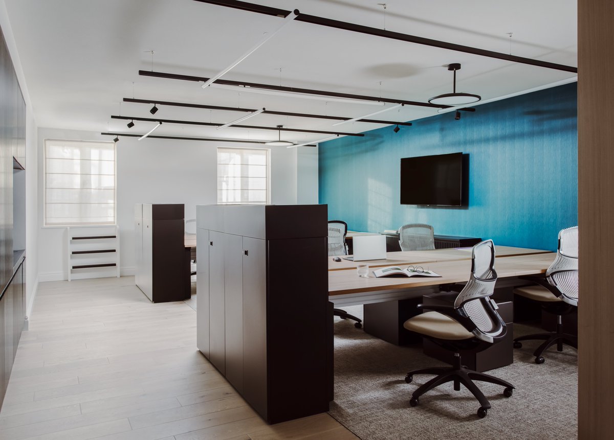 Collins Construction tweet media