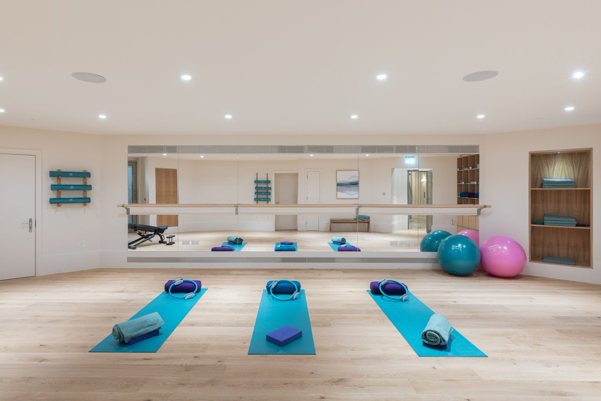 Fitzjohn's redefines later living, with 29 originally designed apartments in the heart of charming Hampstead.

Created with well-being in mind, the tranquil shared spaces include a spa, club room and courtyard garden, because living well is an art.
bit.ly/3rEAxQO