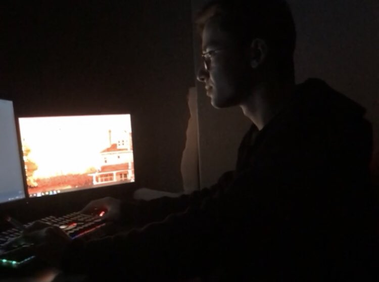 Hayatımdaki her şey için teşekkür ederim.
- ben gidiyorumm