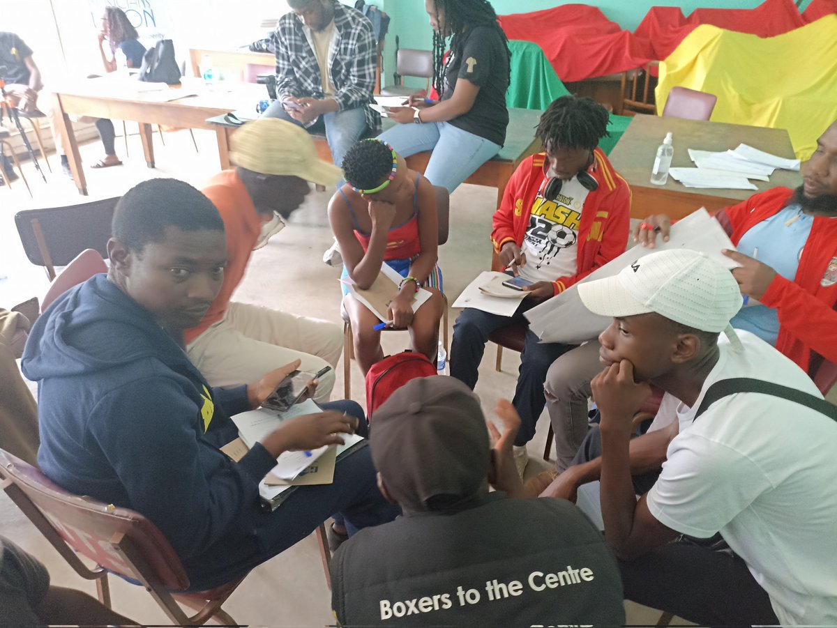 NtepeRadio's tweet image. Music for the people and the people for music. Zimbabwe musicians Union In collaboration with Nacz  Engaging the Mat-South musical practitioners on issues of their welfare in Gwanda.@Zimusicians @MagazineGwanda @ByoArtsFestival @ZacrasOnline @CurateGwanda