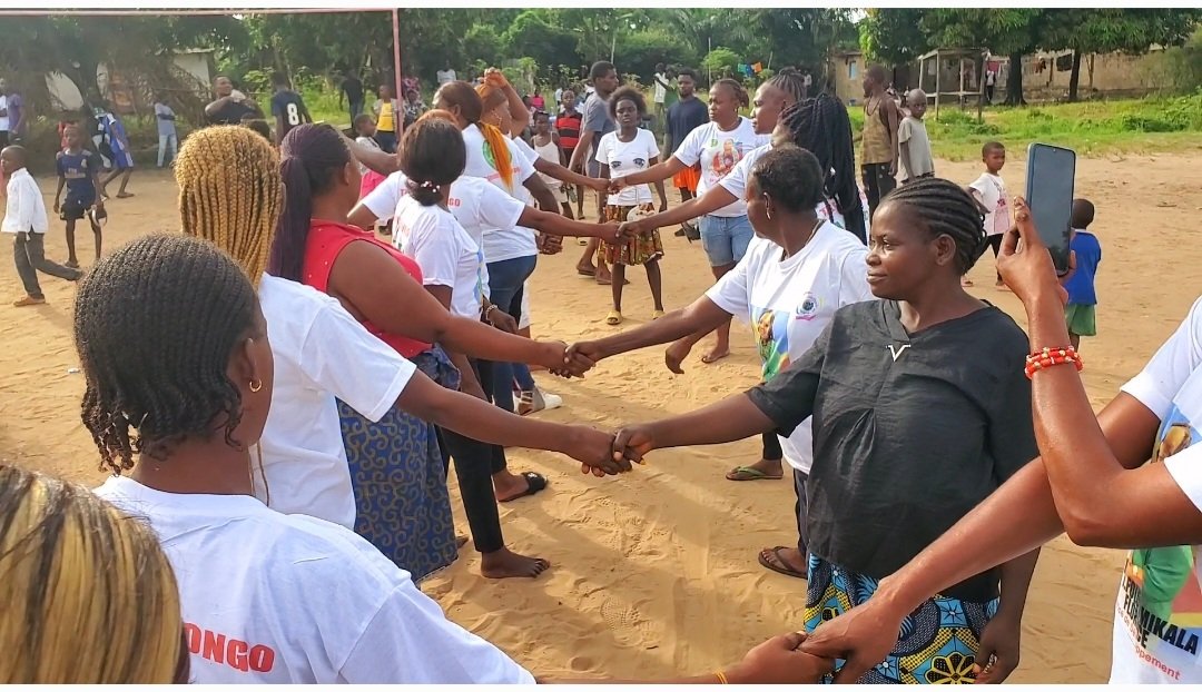aadc_officiel's tweet photo. 🔥🔥  *AADC|KINSHASA|* 🔥🔥 
Aucun parti ne peut s'opposer à AADC c'est confirmé. 

AADC! Victoire✌️! Victoire ✌️! Victoire ✌️!
@fatshi13
@Presidence_RDC 
@CMbosoNkodia 
@GuyLoando_ 
@lusakuenoc 
@dkadimaofficiel
@cenirdc 
@FondationDNT 
@DeniseNyakeru https://t.co/zr9GKTKNZP