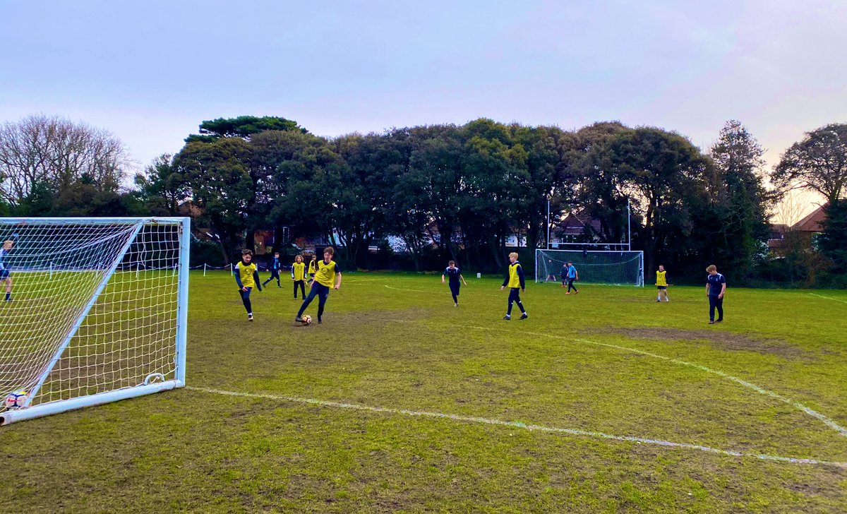 Great to see these two groups training well this morning . Senior boys and our girls only group - all working hard and progressing well <a href="/AFCBCommunity/">AFCB Community</a> <a href="/BCS_Senior/">BCS Senior</a> <a href="/BCSsport/">BCS Sport</a> <a href="/ISAsportUK/">ISA Sport</a> <a href="/isfafootball/">ISFA</a> @jpluk