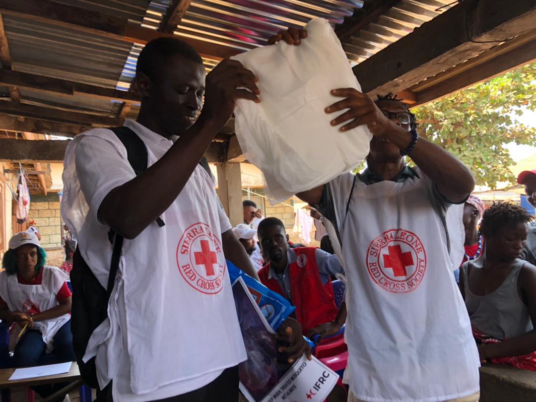 slrcstoday's tweet photo. SLRCS through the @IFRC_DREF project has on the 14th March 2023 supported affected fire victims at #Funkia Goderich Community with insecticide treated bed nets to keep away malaria mosquitoes and reduce malaria related illnesses and deaths within the community. @IFRC_DREF https://t.co/MAEKuX7mbA