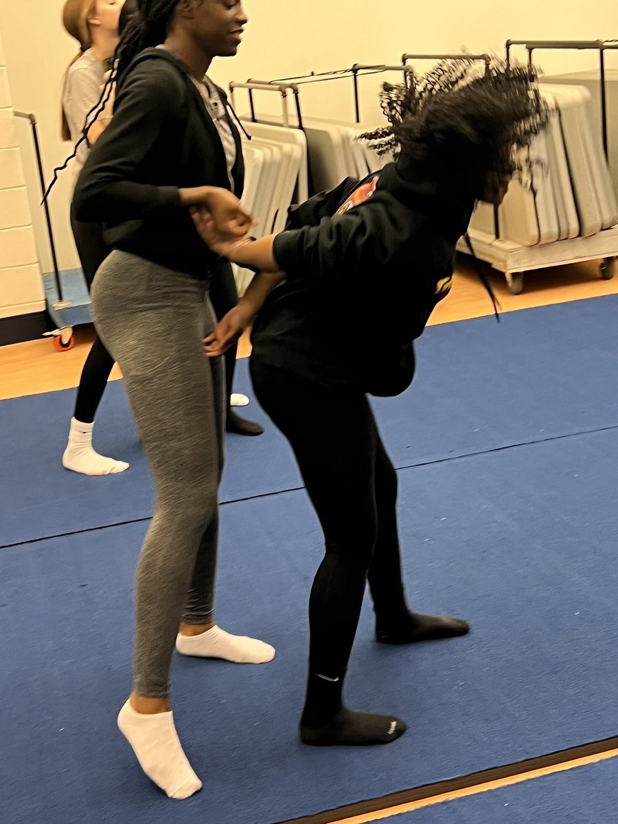 georgesths's tweet photo. SGT Leading Ladies Club hosted a women’s self-defense workshop for the Lady Hawks! We encourage all women to invest in their safety and well-being by learning self defense. Stay strong 💪 and safe! #WomensHistoryMonth @shanta_reynolds @fhansonic @NCCVoTech https://t.co/thWphZnSB6