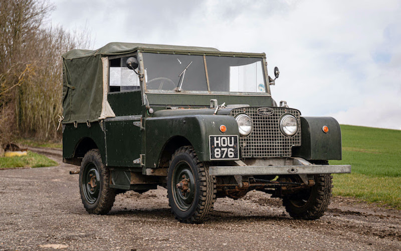 This Chris Rea Land Rover and other 4x4s are just some of the 230 vehicles coming to Auction at <a href="/classiccarauc/">Classic Car Auctions</a>'s first sale of 2023 at the <a href="/NECRestoShow/">NECRestorationShow</a> on 25th – 26th March at the NEC. I'll be there, will you? 
mikebrewermotoring.com/news/market/ch…