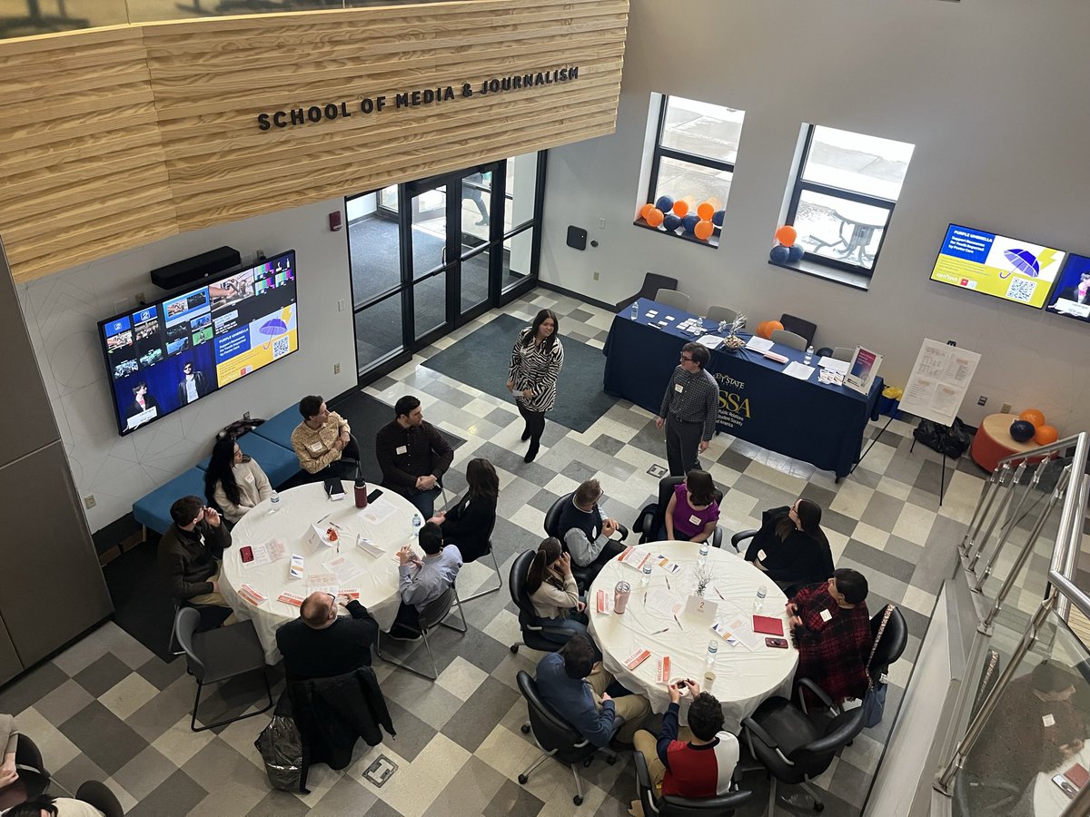 prssakent's tweet photo. W🤯W! The Communications Connection event could not have been more successful. 

We want to give a special thanks to our inspiring professionals, and the students who joined us this evening. 💙

Not pictured: Alyssa McQuillen💙

#publicrelations #advertising #commconn #prssa https://t.co/SSAr3A8GEQ
