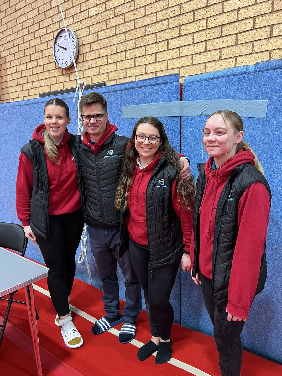 Wonderful to welcome local schools and host the Key Steps event in partnership with <a href="/ValeRoyalSSP/">Vale Royal School Sport Partnership</a> 
These events could not happen without dedicated teachers &amp; our own team
<a href="/KingsmeadPri/">Kingsmead Primary 💚💙 🌍</a> <a href="/HartfordPrimary/">Hartford Primary</a> <a href="/MoultonPrimary/">Moulton School</a> <a href="/CuddingtonPri/">Cuddington Primary</a>  @ComberbachNPS <a href="/BarntonMrJT/">Mr Tolley</a> <a href="/Barntonhead/">Annette Williams</a>