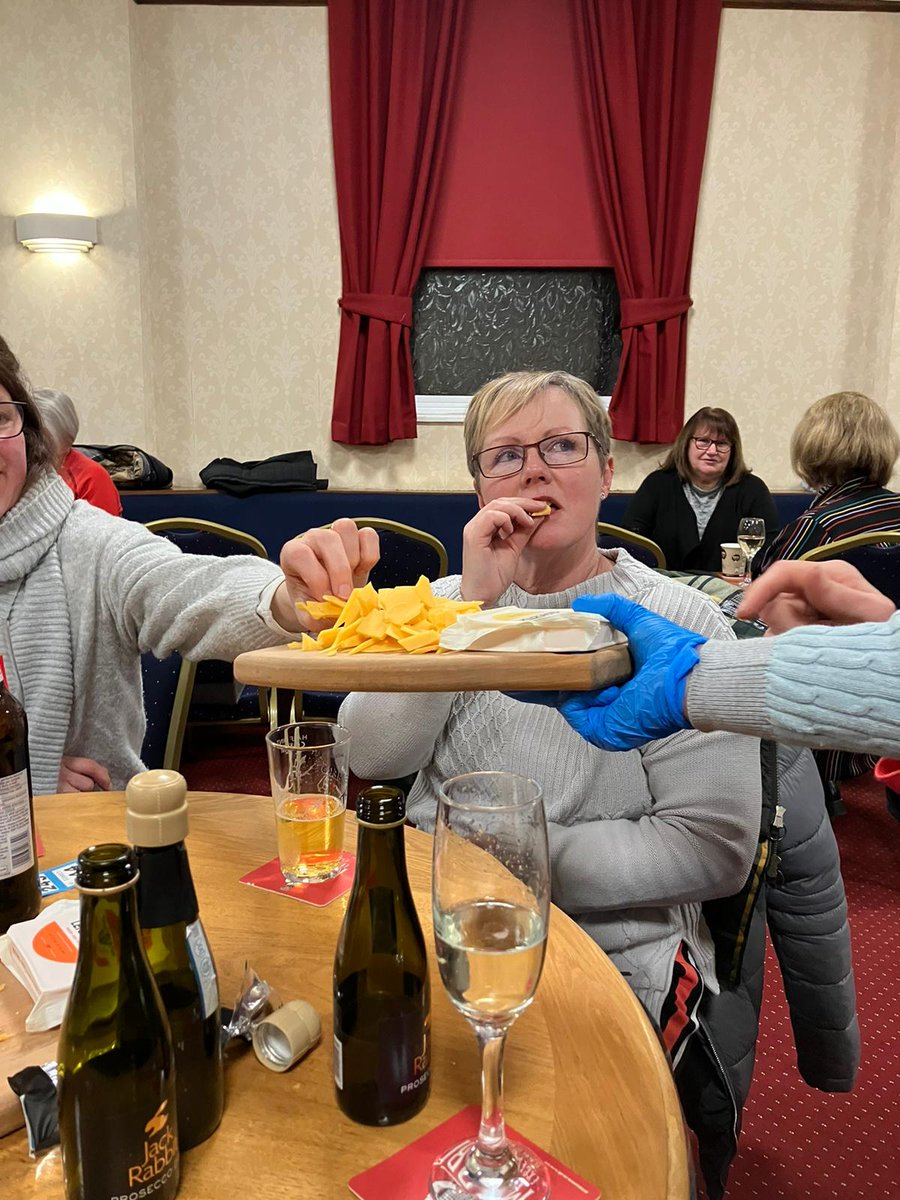 A deliciously cheesey evening for our March meeting.  We enjoyed every crumb of lots of traditional and newer varities and bought lots to take home with us 😋😀