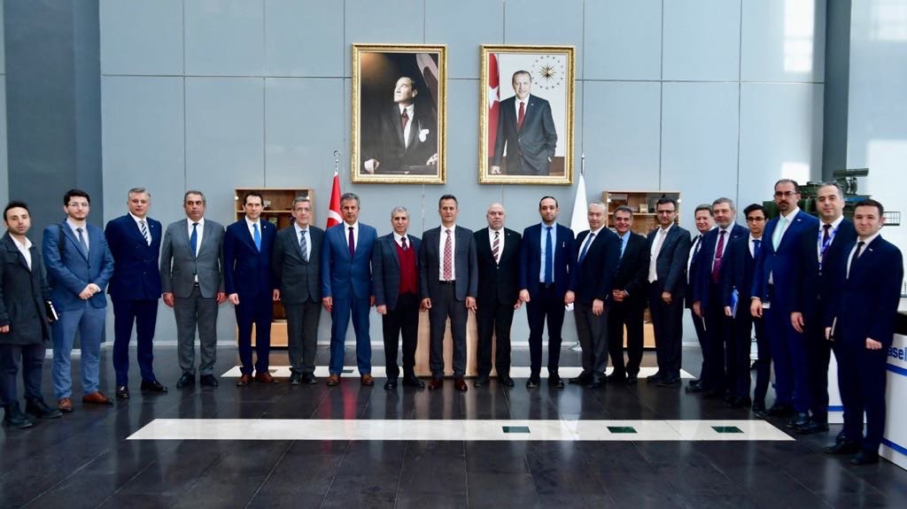 halukgorgun's tweet photo. Omuz omuza ve her zaman birlikteyiz 🇹🇷
TOBB Savunma Sanayi Meclis Toplantısını, @aselsan Gölbaşı yerleşkemizde gerçekleştirdik. Sektörün çok kıymetli liderleriyle birlikte tedarik zincirlerimizden, afet bölgesinde hep birlikte yapacaklarımıza kadar çok sayıda konuyu ele aldık. https://t.co/eBJNXHwsJF