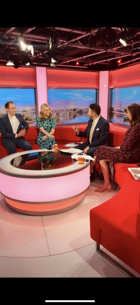 Lindseyadawson's tweet photo. Well that was a different morning at work, live TV @BBCBreakfast highlighting the fantastic work @littleliftsUK are doing for cancer patients starting treatment. 👏🏼👏🏼#patientexperience #littlethingsmakeabigdifference @JulieCGray @CCCNHS https://t.co/RIz9AczVun