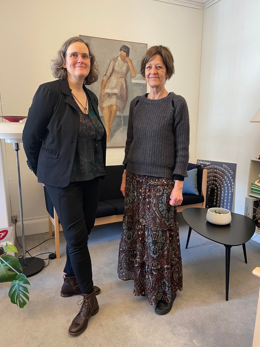 Jordemoderforeningen tweet media