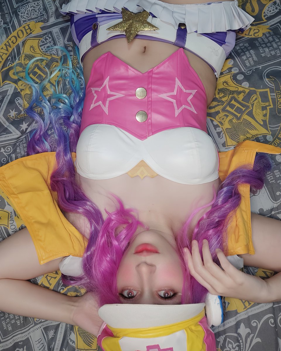 Louise_Waifu’s pics and videos