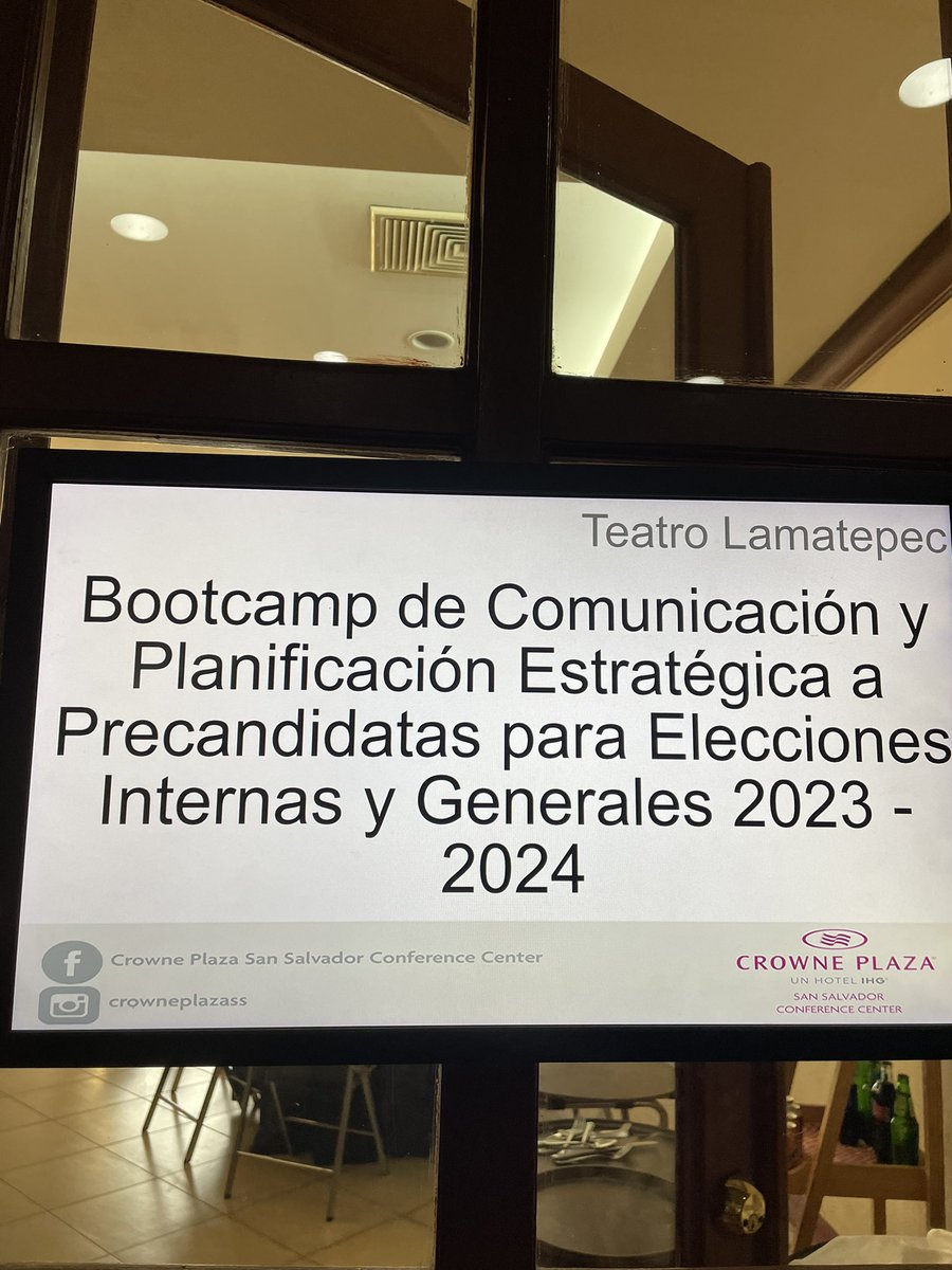 COMMUNICATIOXXI's tweet photo. Bootcamp de planificación y comunicación estratégica para candidatas a las elecciones internas y generales 2023 y 2024 El Salvador, en una consultoría para @NDI @NDICentroameric 
#bootcamp #comunicacion #politica #democracia #candidatas #mujereslideres #ellaslideran #sheleads https://t.co/NuC3tWlgaE