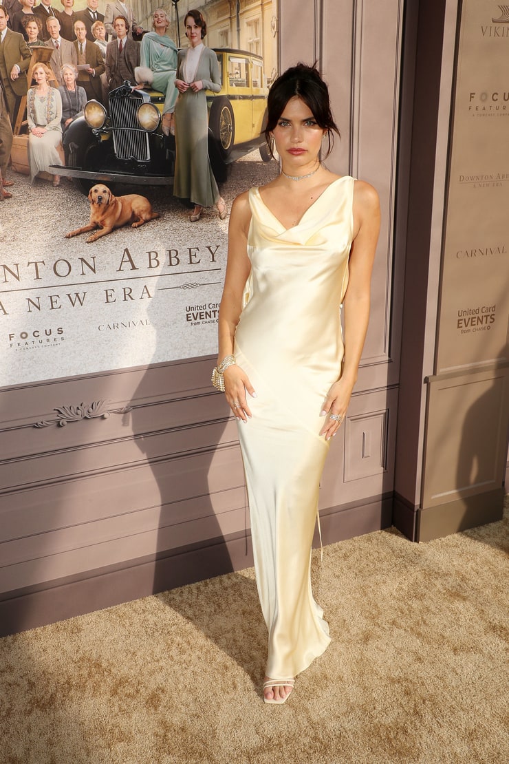 Victoria's Secret. on Twitter: "Sara Sampaio at the Downton Abbey: A