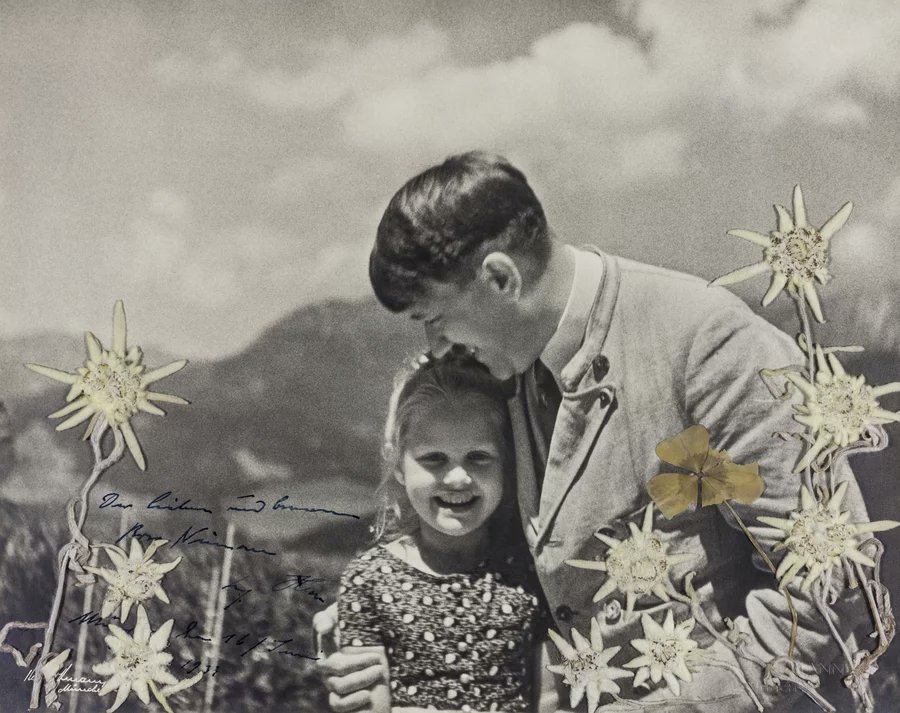 muslimdaily_'s tweet image. Here's a beautiful picture of a German man hugging a young Jewish girl named Rosa.

He must be such a kind and caring soul, you can just tell from these pictures 😊