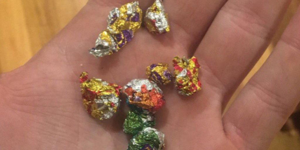 DentistDemo's tweet image. Who else has a pocket full of candy wrapper right now?

#HappyEaster #EasterCandy #Easter2020